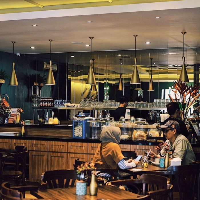 Tempat Makan Keluarga di Makassar yang Nyaman