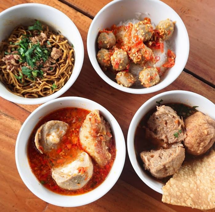 Rekomendasi Tempat Makan Pedas di Surabaya