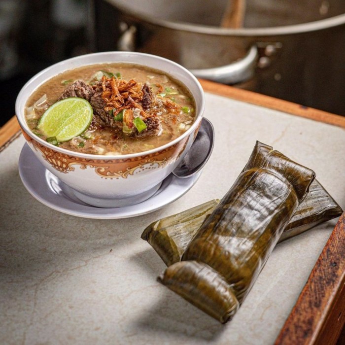 Tempat Makan Coto Makassar Asli