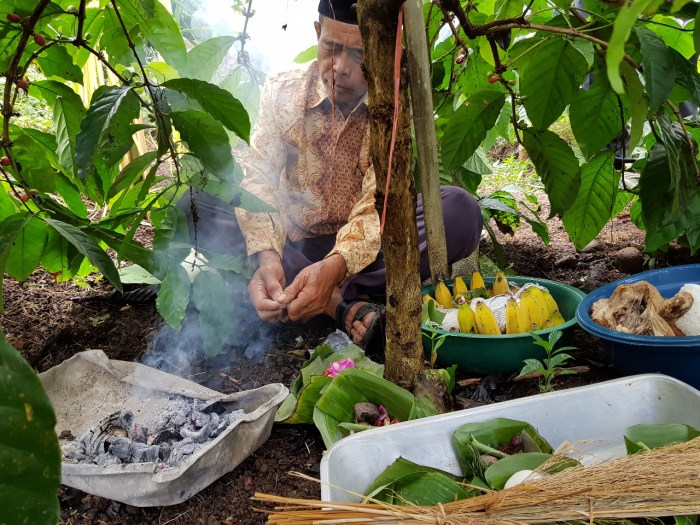 Coffee Traditions: Indonesia Indonesia has always had a rich coffee ... Coffee Culture dan Perkembangannya di Indonesia