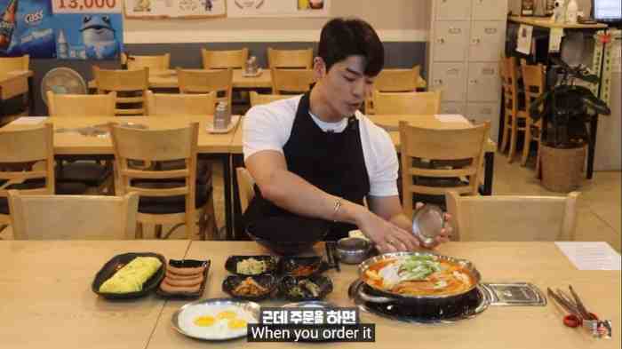 These YouTube Mukbang Channels Are SAVAGE! – LIPSTIQ Live Mukbang yang Bikin Kuliner Ini Meledak